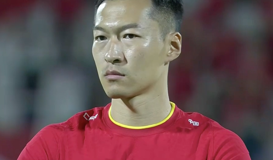 武磊上演头球破门